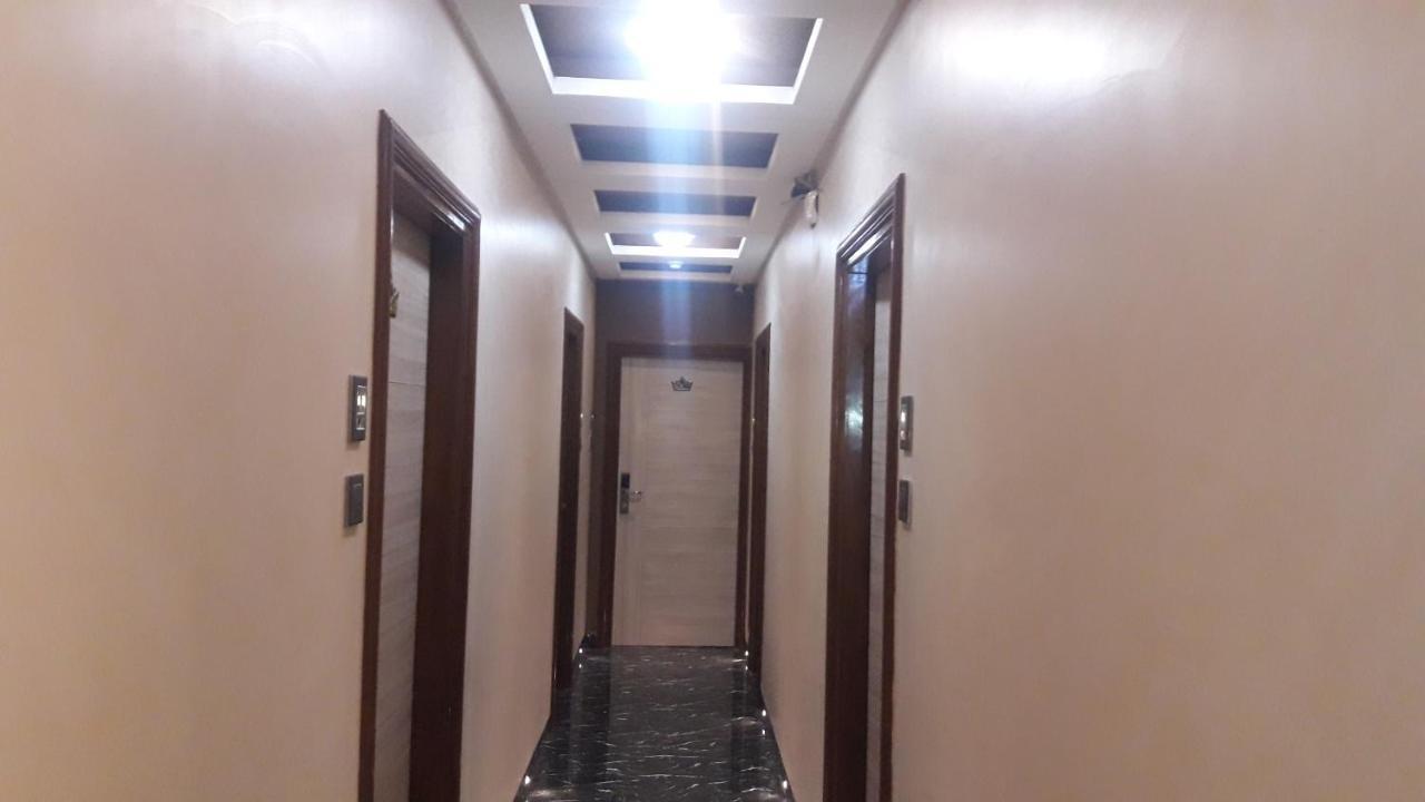 Отель Shine Hospitality Мумбаи Экстерьер фото